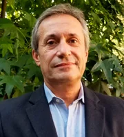 Santiago Gil