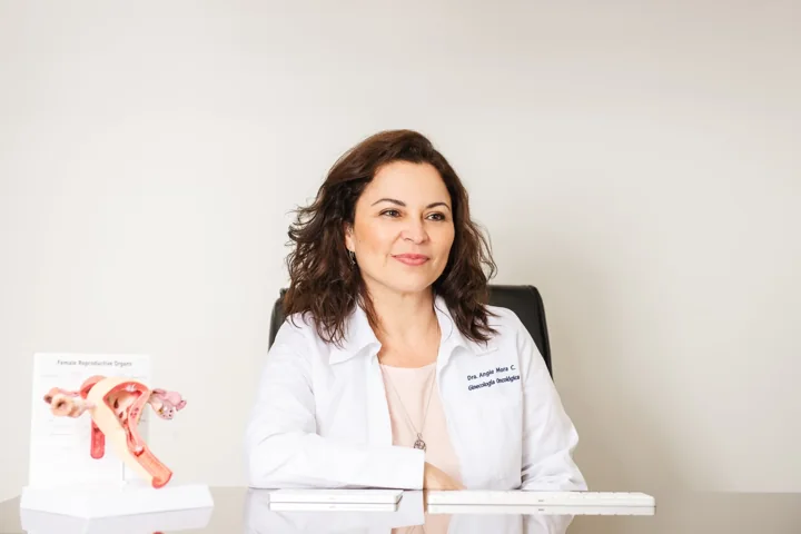 Dra. Angie Mora Calderón